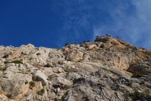 Simon Lake linking the first three pitches on alpine scale Epsilon Central on the Puig Campana.