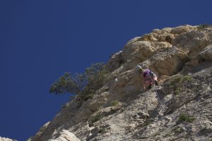 Tash leading a classic 5 on Toix.